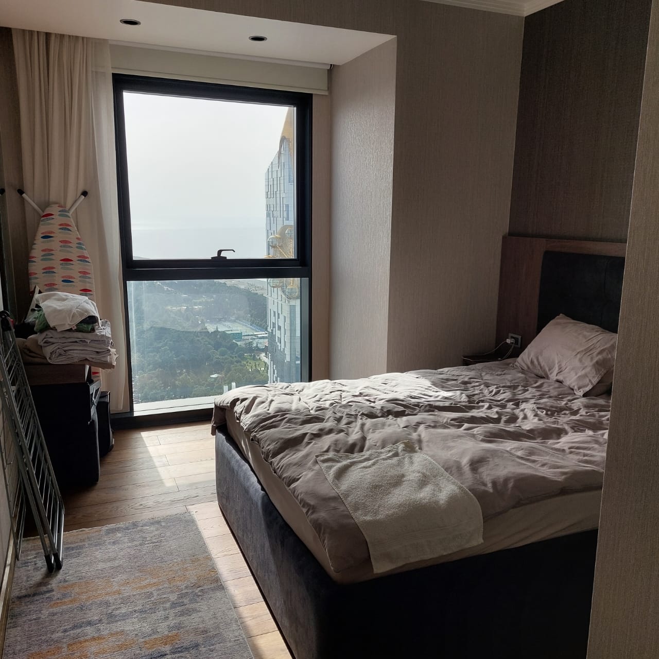 Porta Batumi Tower 32 bedroom