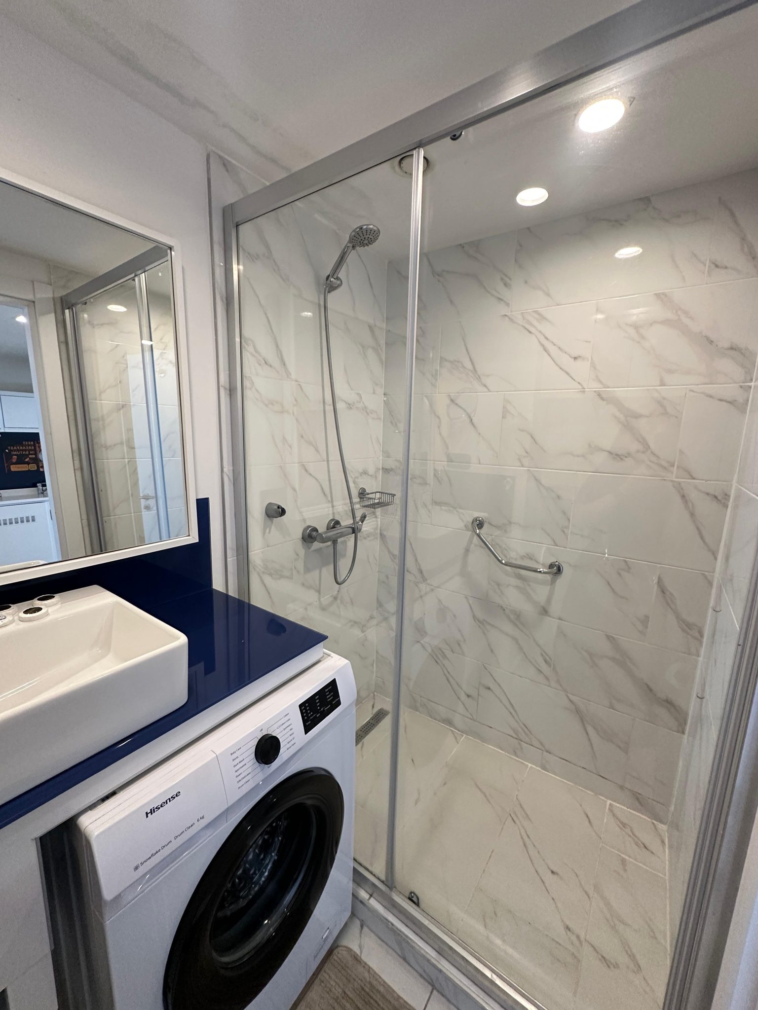 Orbi City 1+1 bathroom